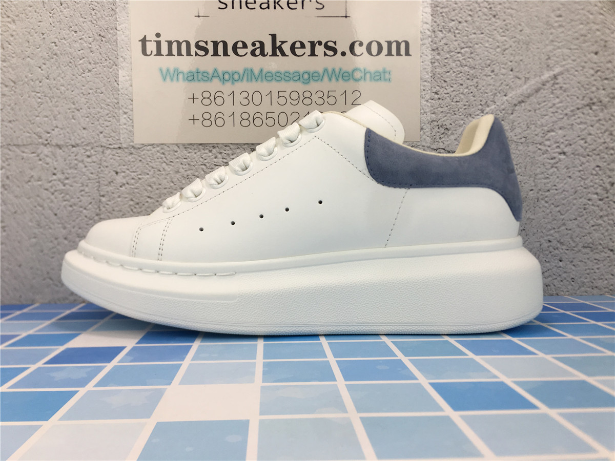 ALEXANDER MCQUEEN DREAM BLUE Oversized Sneakers 553770WHGP79048